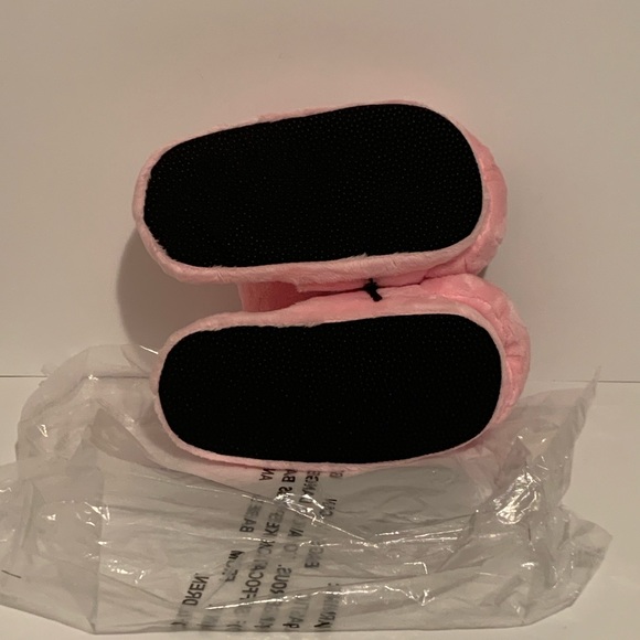 🐰 [BRAND NEW] 2018 ENERGIZER BUNNY SOFT PLUSH PINK SLIP ON HOUSE SLIPPERS 🐰 - Picture 7 of 9